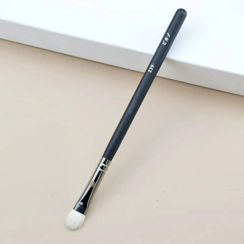 1pc Pro P series Makeup brushes Powder Foundation Make up brush Eyeshadow Eye Detail cosmetic tools Brow Highlight Concealer — image 23