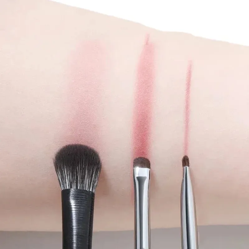 1/4Pcs Small Angle Precise Detail Eyeshadow Brush Soft Horse Hair Eyelid Highlighter Lying Silkworm Makeup Brushes Make Up Tools