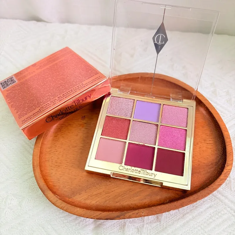 Charlotte Tilbury 4Pan Velvet&9Pan Silk Shimmer Eyeshadow&Cream Blush Dewy Long Lasting Buildable Blendable Natural Glow Makeup — image 14