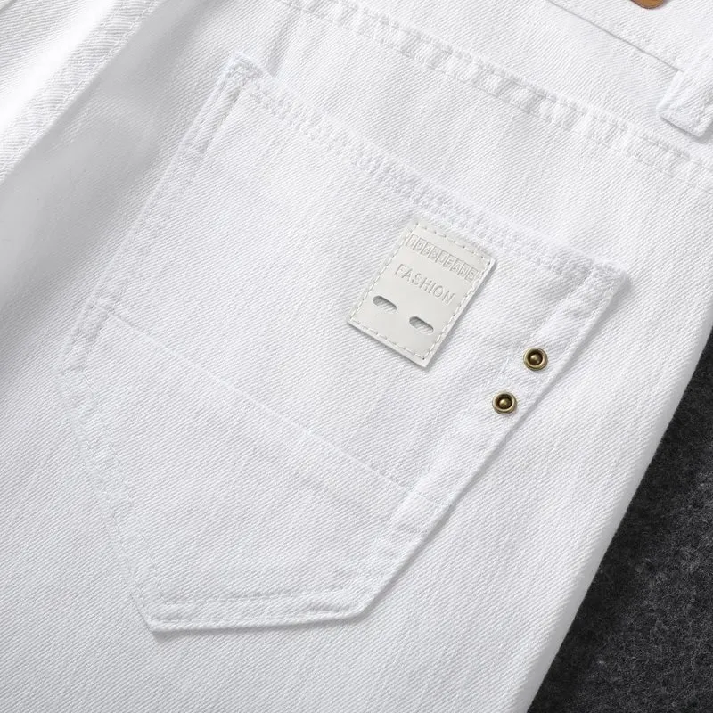 Four season men's fashionable white casual stretch straight leg jeans comfortable and versatile tight fitting sports pants
