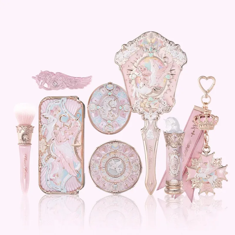 Flower Knows Knight Unicorn Treasure Chest Set Luxury Makeup Gift Set Satin Blush Palette Glazed Lipstick Beauty Collection — image 2