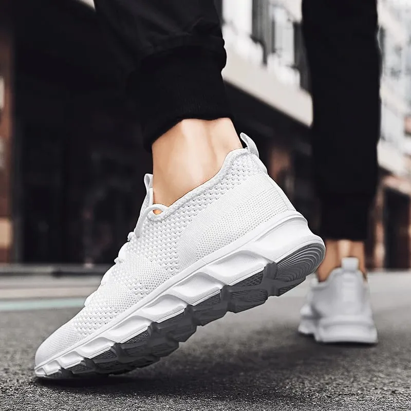 Men's casual sports shoes breathable summer light Soft sole comfort outdoor running shoes fashion student mesh plus size sneaker — image 5