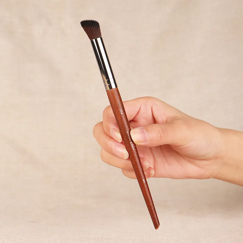 Professional Soft Makeup Brush Makeup Tools Liquid Foundation Concealer Make Up Brush Wood Handle Brushes Beauty Tool Wholesale — image 6