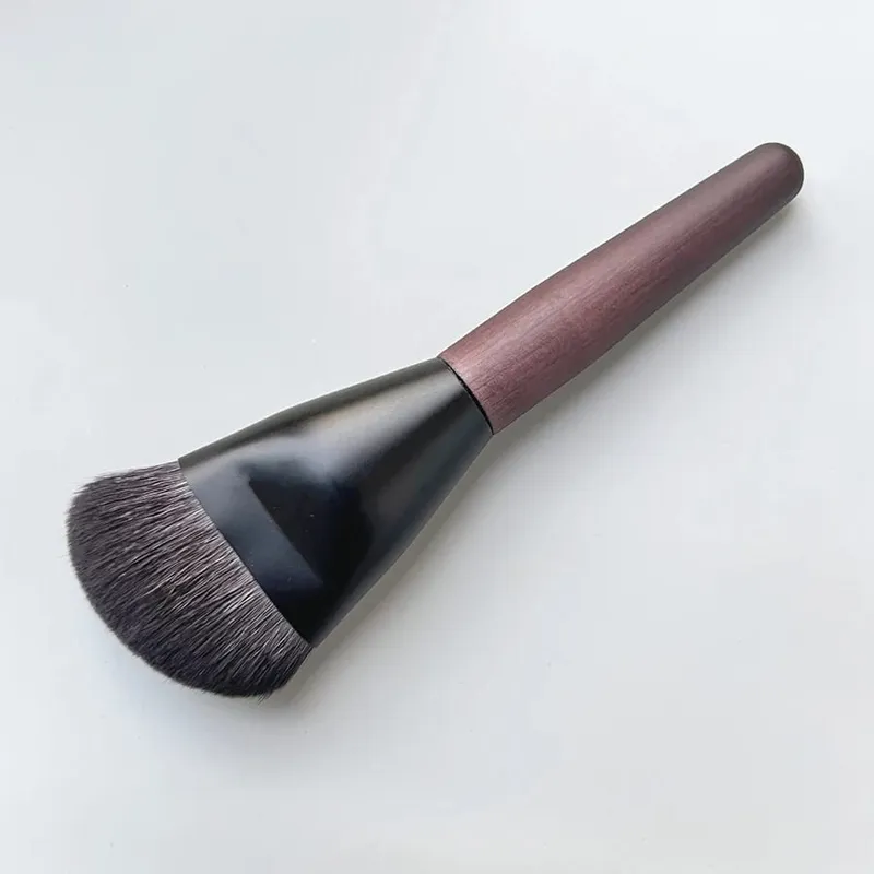 Shaped Sculpting Foundation Brush Contour Goat Hair Multifunctional Concealer Makeup Brushes Beauty Tools