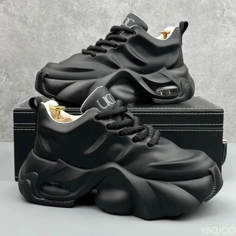 Hot Selling Men's Shoes in Plus Size Design New Thick Soled Fashionable and Versatile Sports Vulcanized Shoes with Temperament
