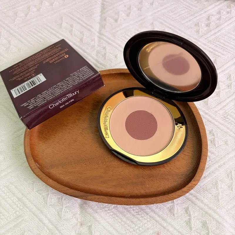 Charlotte Tilbury Setting Powder Compact Lip Gloss Foundation Two-tone Blush Eyeshadow Palette Lightweight Delicate Long-lasting — image 11