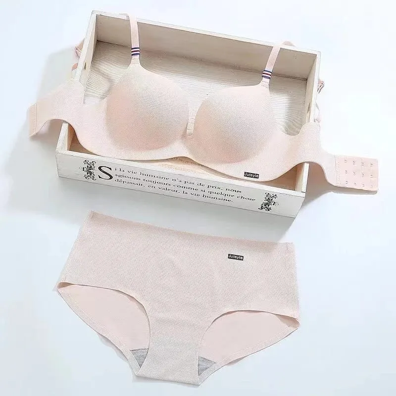 Wireless Ice Silk Bra Set Women Push Up Bra Beautiful Back Sexy Bra Underwear Comfortable Seamless Lingerie Panty Set — image 10