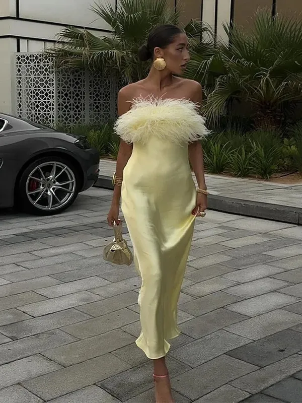 Geel Satijnen Fringe Maxi Jurk Vrouwen Elegante Strapless Mouwloze Taille Cinched Lange Jurken 2025 Nieuwe Zomer Vakantie Dame Gewaden