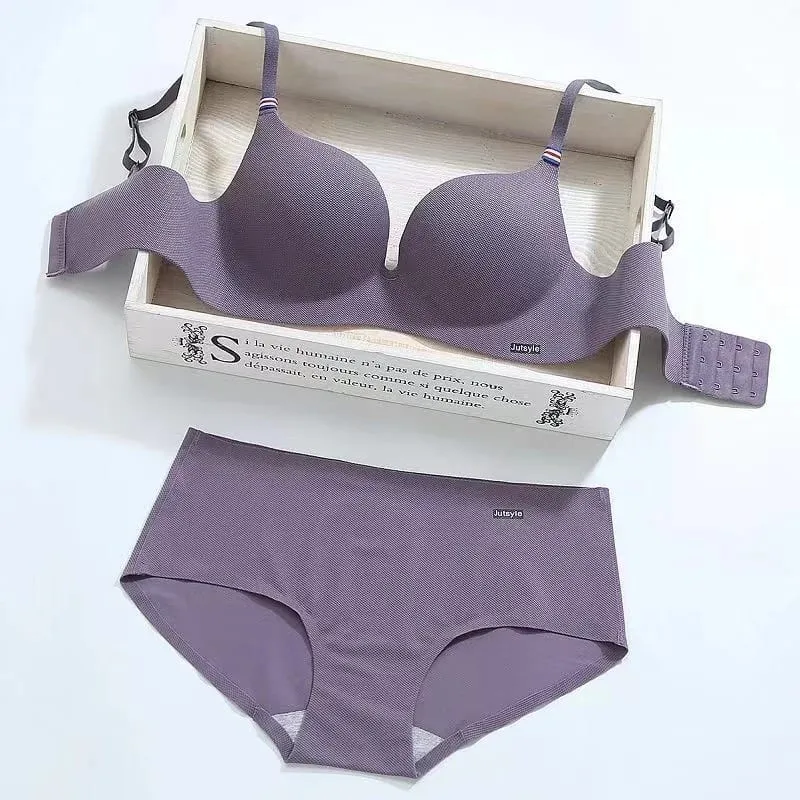 Wireless Ice Silk Bra Set Women Push Up Bra Beautiful Back Sexy Bra Underwear Comfortable Seamless Lingerie Panty Set — image 8