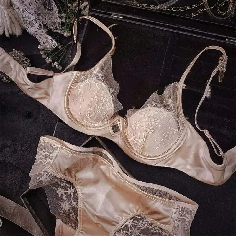 Set di lingerie in pizzo e raso in stile francese con spalline regolabili e reggiseno con imbottitura sottile e morbida biancheria intima per ragazze musulmane