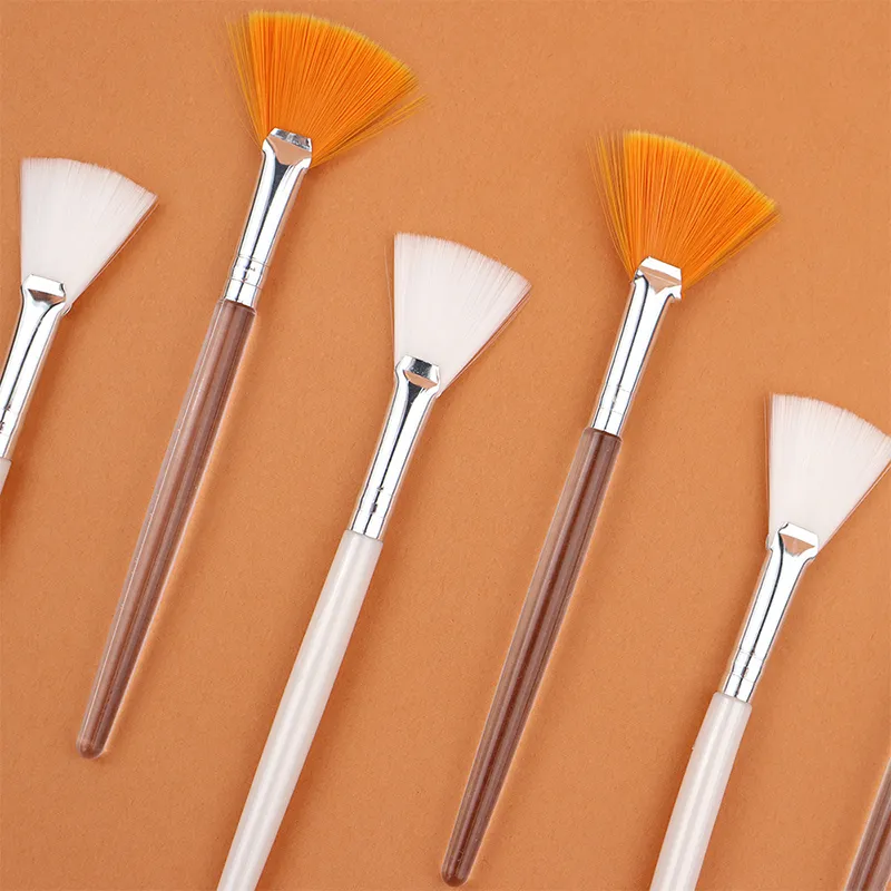 Practical Facial Brushes Fan Makeup Brushes Portable Mask Brush Cosmetic Tools for Women Flexible Facial Soft Mask Applicator — image 5