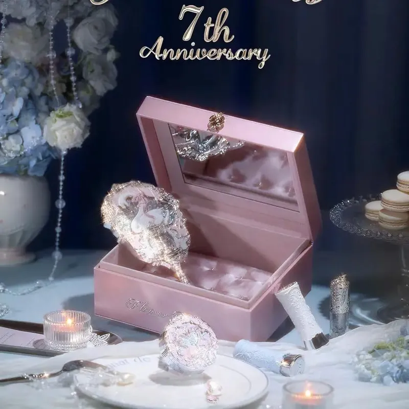 Flowers Know 7th Anniversary Makeup Storage Box Cosmetics Iron Box — image 5