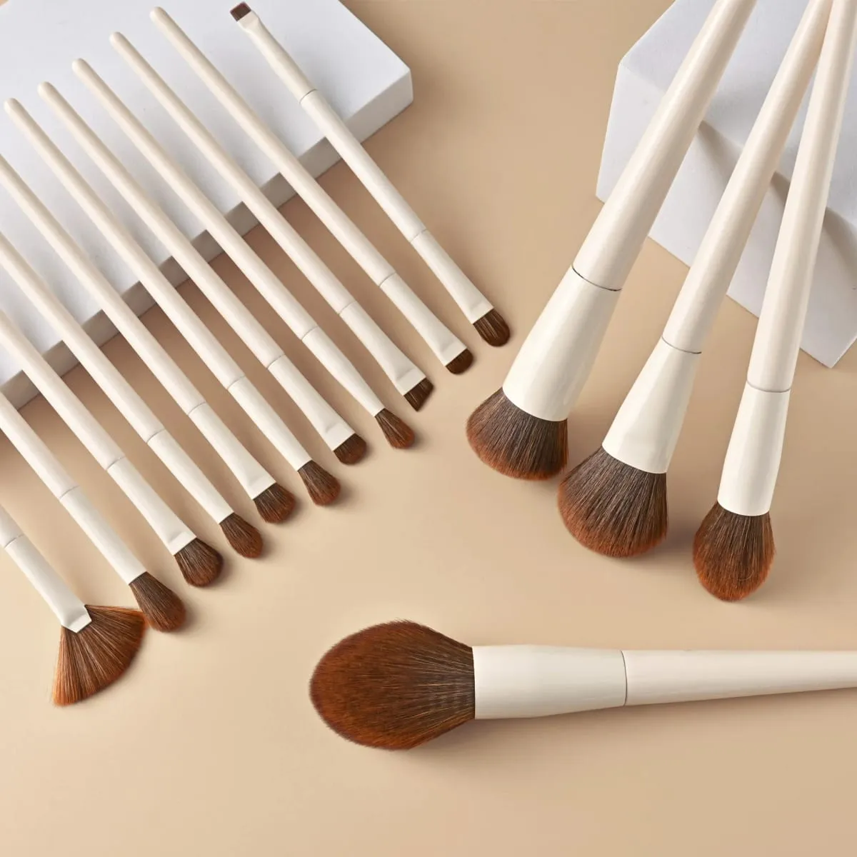 15pcs Makeup Brushes Custom Logo White Color Brown Hair Makeup Brush Set Private Label Pro Beauty Tools Wholesale 5set/lot — image 2