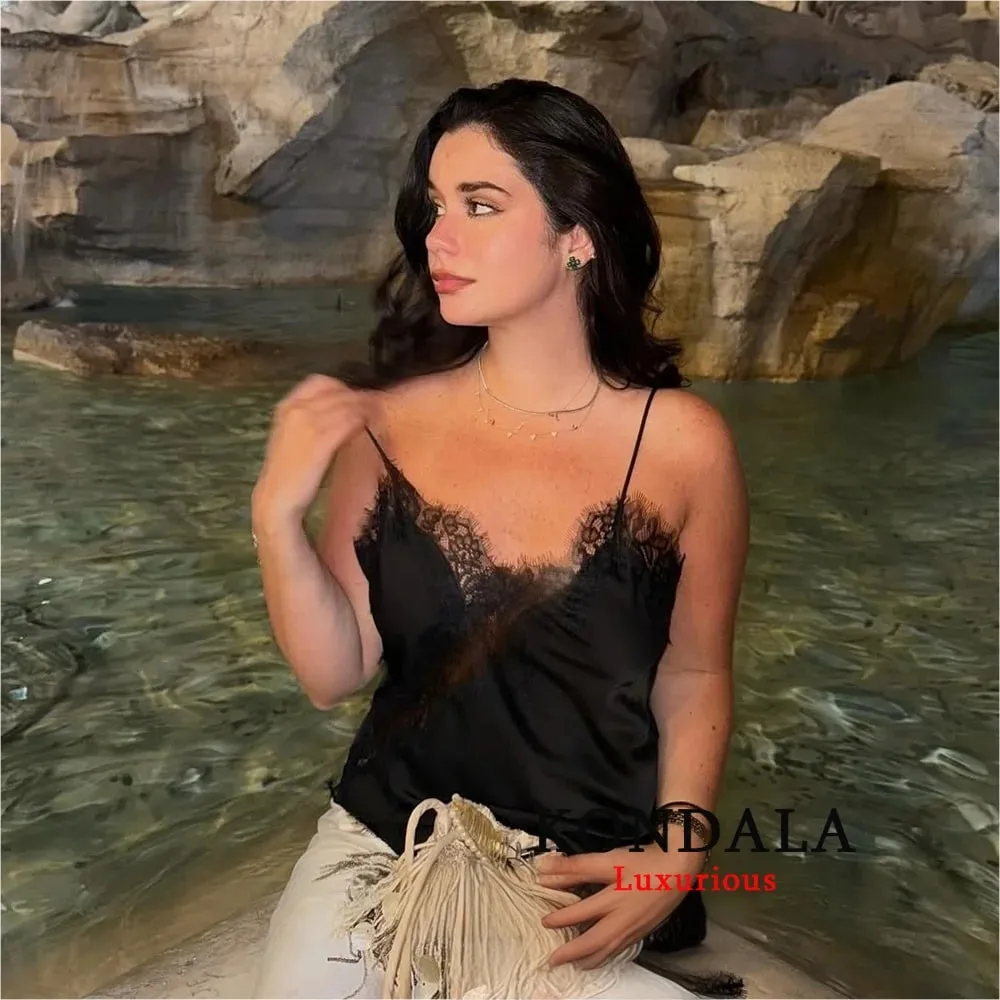Sexy Chic Black Lace Cami Tops Women V Neck Patchwork Sleeveless Y2K Girl Top Fashion 2025 Summer Fall Holiday Beach Top — image 3
