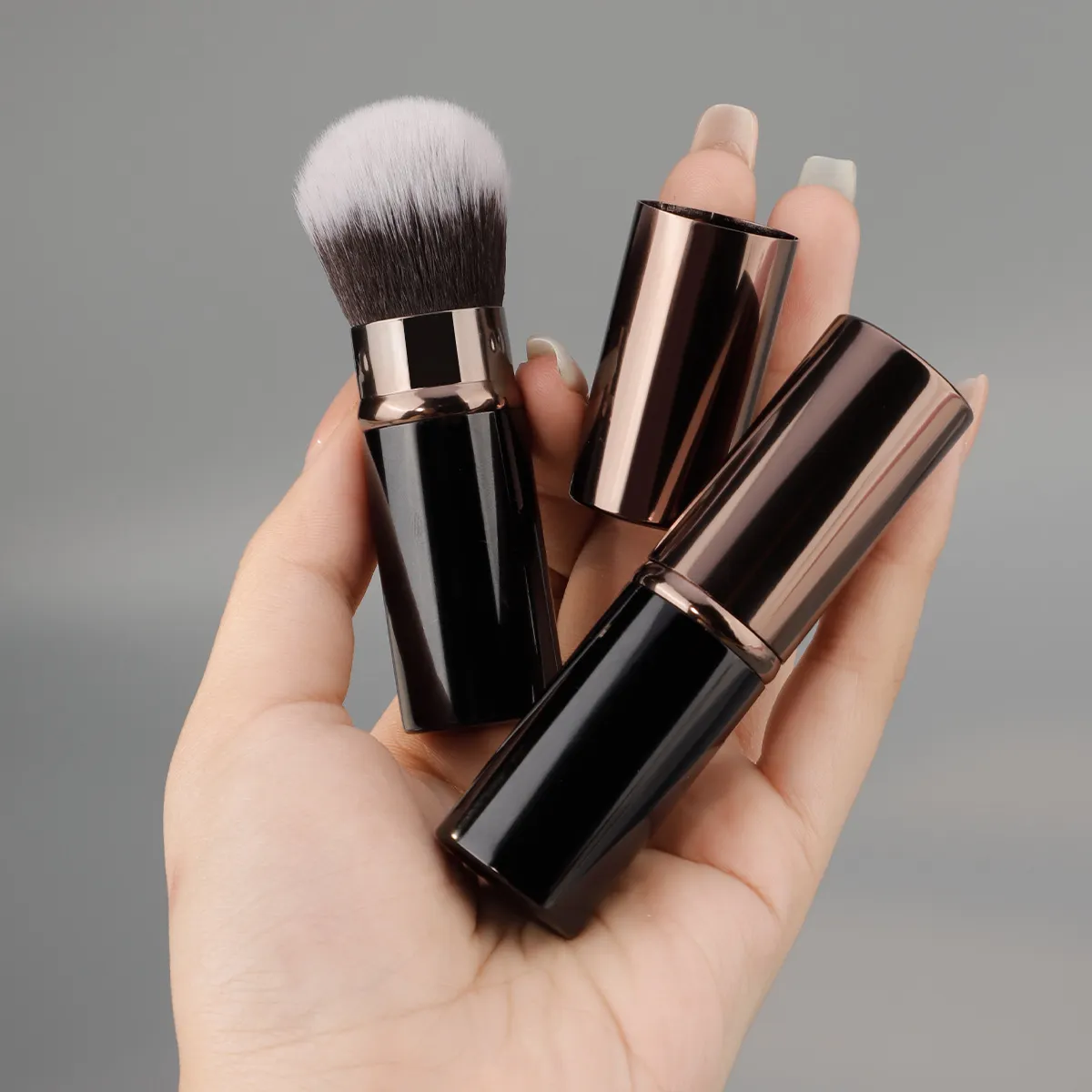 1/2pcs Professional Makeup Brushes Retractable Blusher Powder Foundation Face Concealer Kabuki Makeup Brush Cosmetic Tools — image 2