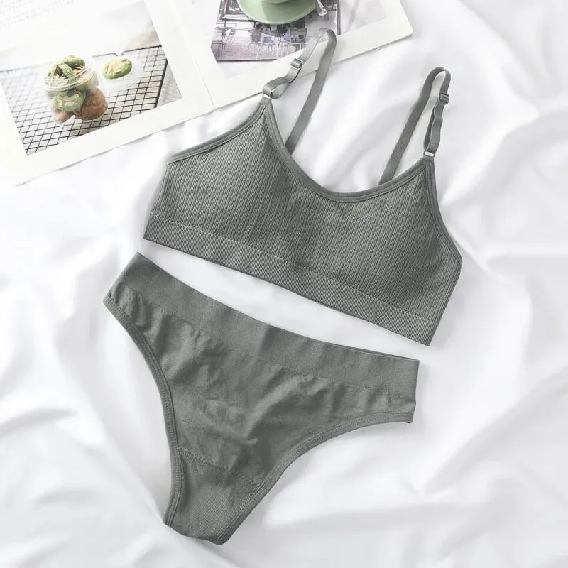 Women Padded Bra And Panties Set Wire Free Seamless Bra Sexy High Waist Thongs Underwear Sports Brassiere Female Lingerie Set