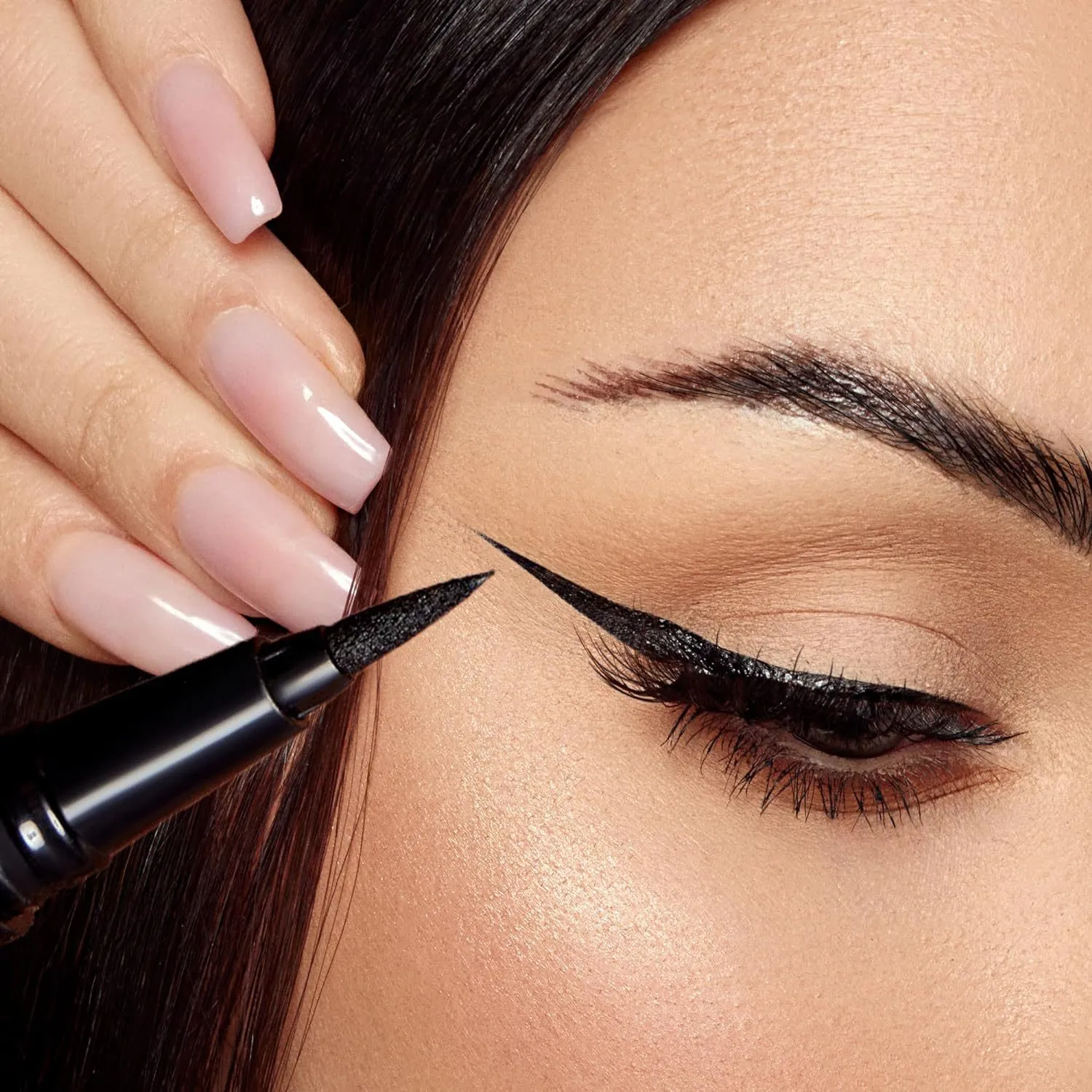 Common Eyeliner for Men and Women Waterproof Long-lasting Fast Drying Black Eyeliner Pen Men's Eyeliner Eye Makeup Cosmetics — image 3