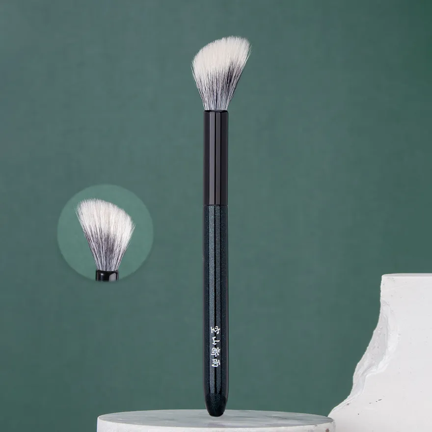 220 Professional Handmade Makeup Brushes Soft Saikoho Goat Hair Slanted Stippling Blush Brush Cosmetic Tools Make Up Brush