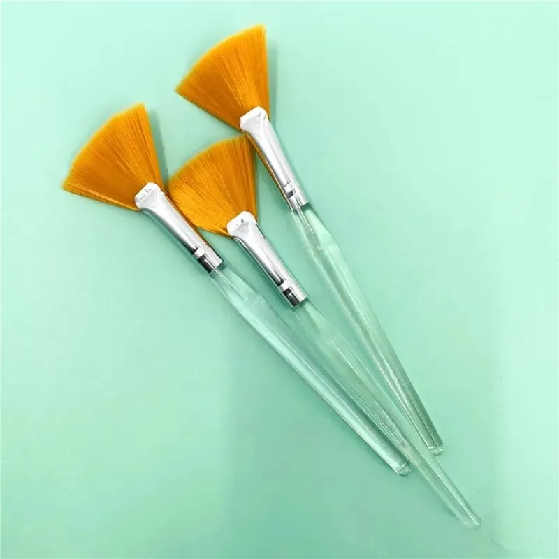3pcs Practical Facial Brushes Fan Makeup Brushes Soft Portable Mask Brushes Cosmetic Tools for Women Ladies Girls — image 4