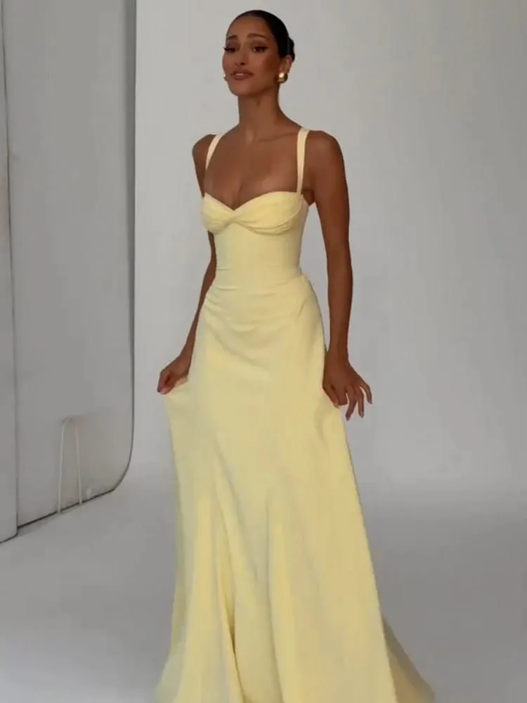 Robe plissée couleur unie, Sexy, sans bretelles, fendue, Chic, dos nu, taille haute, épaules dénudées, robes de soirée, nouvelle collection 2026 — image 3