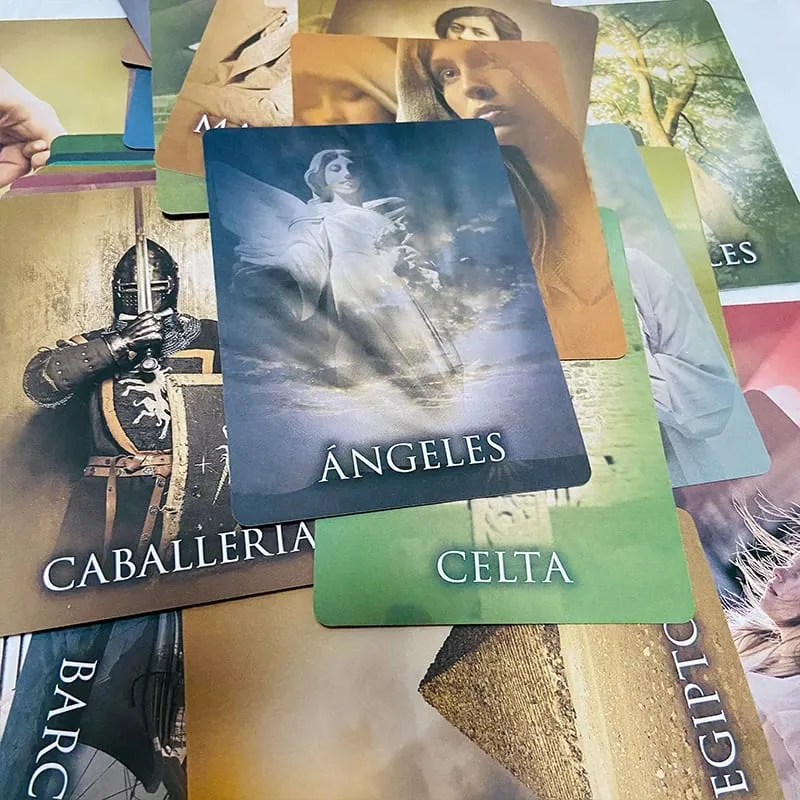 Past Life Oracle Cards 44pcs Spanish Edition Board Games Oracle Deck — image 4
