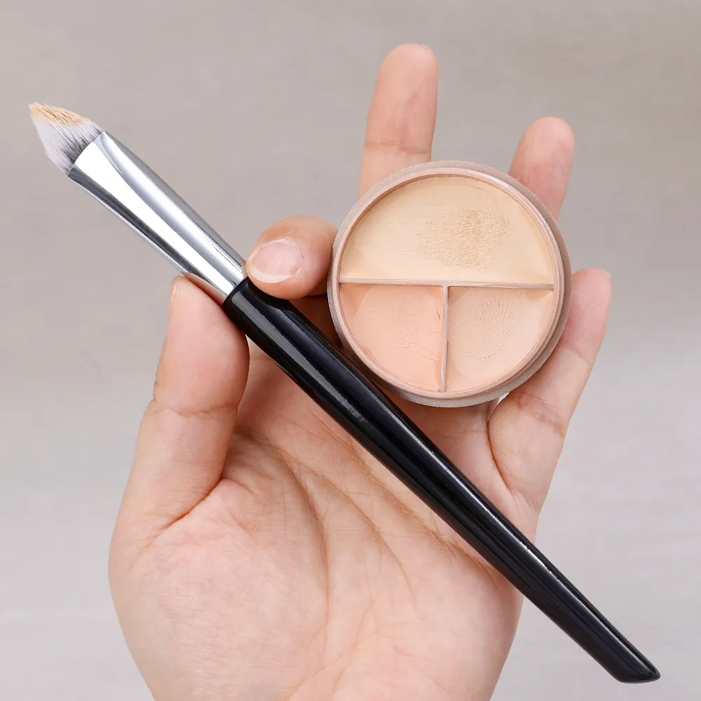 1Pcs Triangle Cone Concealer Brush Lacrimal Sulcus Cover Dark Circles Concealer Makeup Brushes Professional Makeup Beauty Tools — image 6