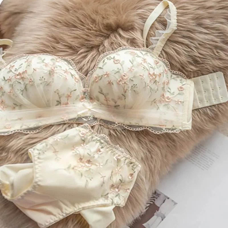 Sexy Japanese Style Cup Lingerie Set Push Up Wireless Bra Small Chest Anti-Sagging Top Support Autumn Bralette Panty Set Petite — image 1