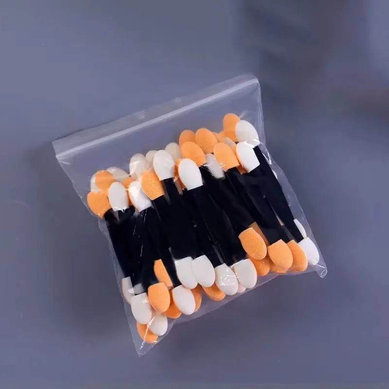 Cuttte 50/100PCS Disposable Dual Sides Eye Shadow Sponge Applicators with Container Length Eyeshadow Brushes Makeup Applicator