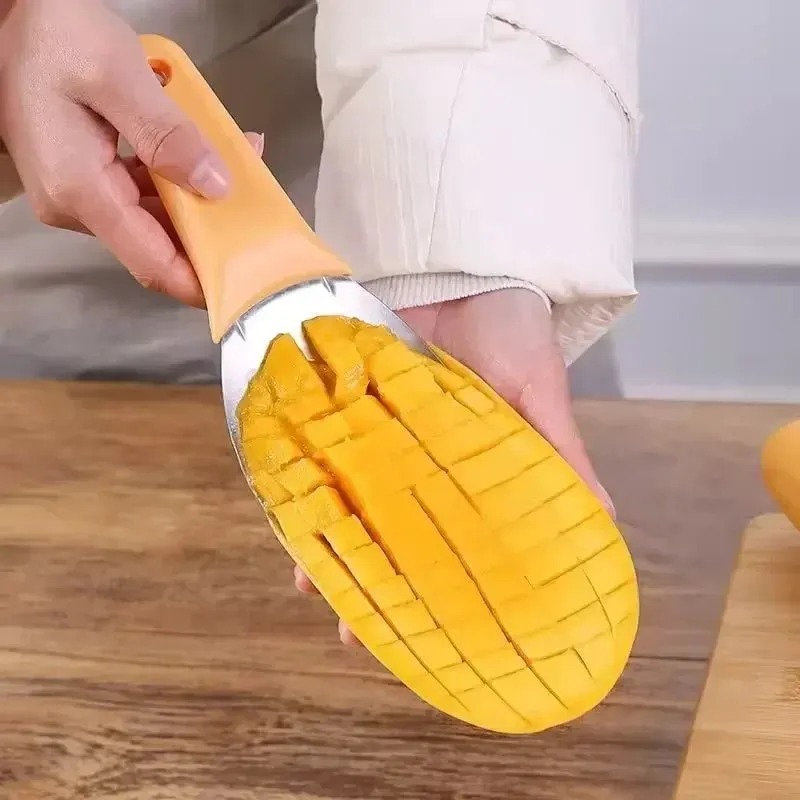 Hot Multifunctional Mango Spoon Mango Knife Cutting Granule Tool Peeler Peeler Mango Avocado Scoop Kitchen Fruit Tool — image 2