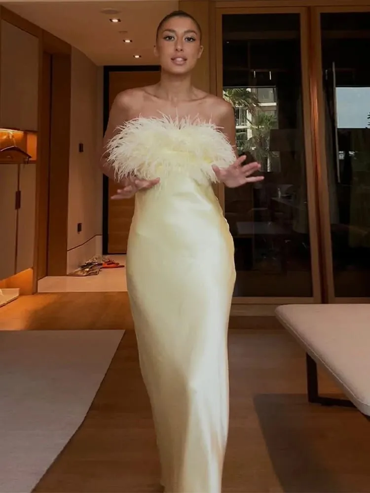 Geel Satijnen Fringe Maxi Jurk Vrouwen Elegante Strapless Mouwloze Taille Cinched Lange Jurken 2025 Nieuwe Zomer Vakantie Dame Gewaden — image 5