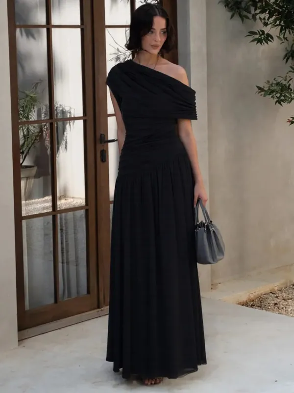 Hugcitar One Shoulder Ruched Sleeveless Solid Pleated Sexy Irregular Y2K Maxi Dress Summer Elegant Party Women Clothes Vacation — image 7