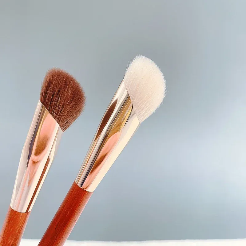 Karsyngirl 1 pz Professione Viso Contorno Scolpire Pennello Capelli Sintetici Evidenziare Pennello Polvere Scolpire Pennelli Strumento di Trucco — image 4