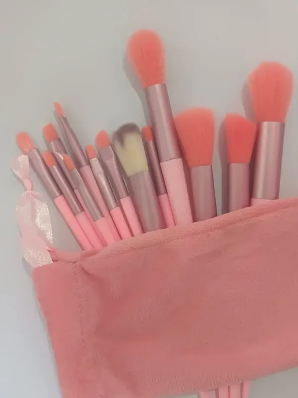 13 PCS Makeup Brushes Set Eye Shadow Foundation Women Cosmetic Brush Eyeshadow Blush Powder Blending Beauty Soft Make Up Tools — image 8