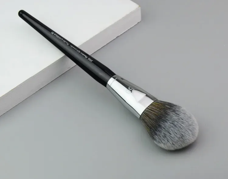 1 db Pro Round Powder sminkecset Beállítás Smink ecset Púder Kontúr szintetikus Haj Angled Foundation fa nyél — image 10