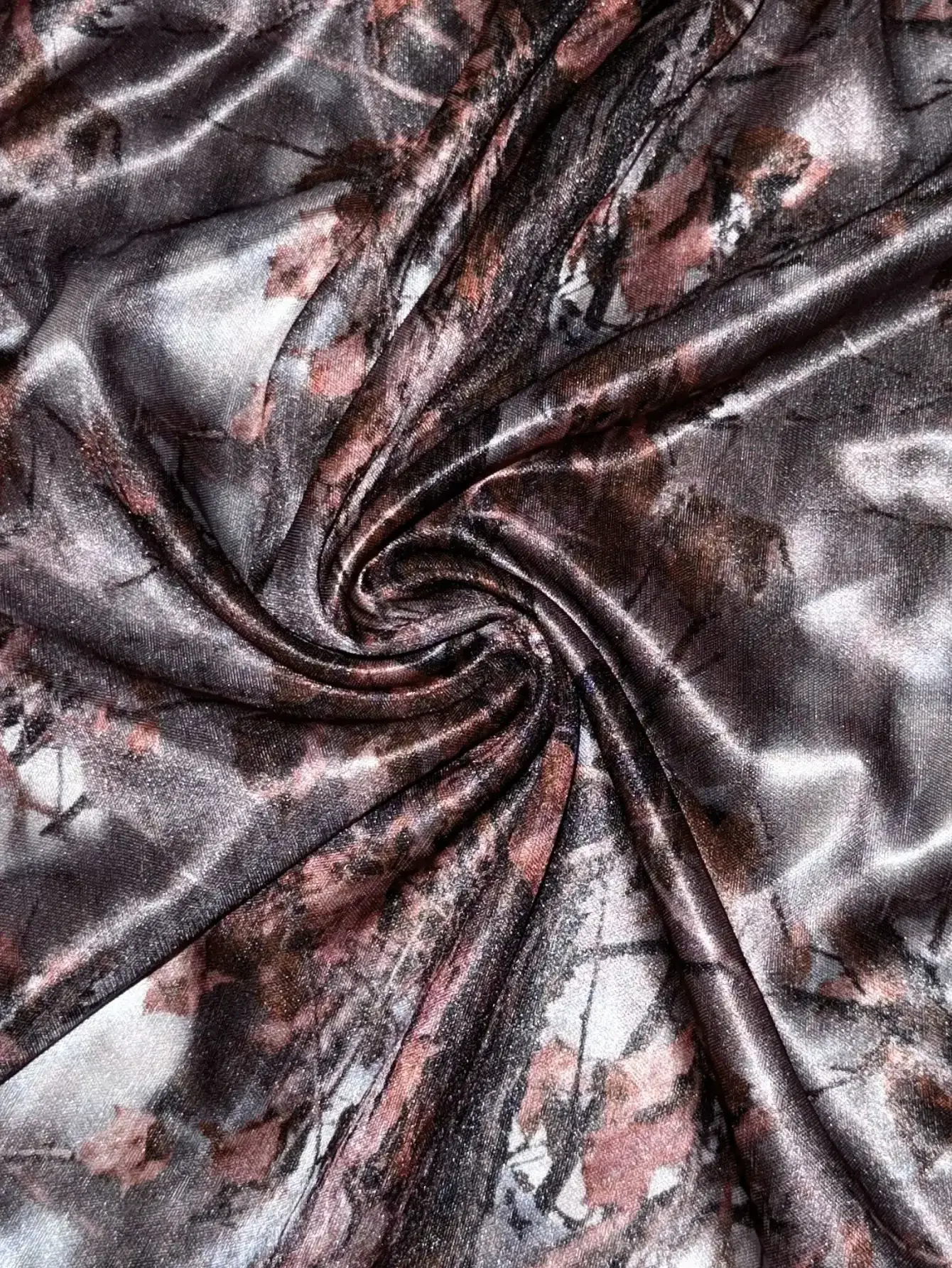 Abbigliamento da casa casual da uomo, leggero, traspirante, con lucentezza metallica, 1 pezzo - Pantaloncini da notte in raso con stampa mimetica — image 5