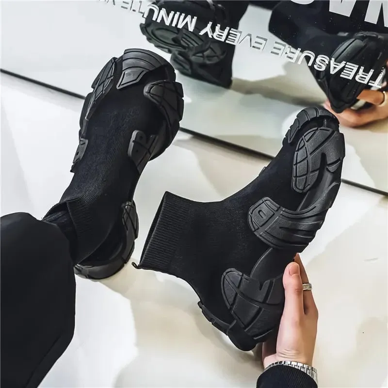 Outdoor Men Casual Boots Designer Soft Sneakers Winter Breathable Men‘s Socks Shoes Slip-On Flat Lightweight Walking Sport Shoes — image 1