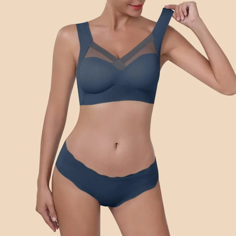 Set di biancheria intima senza cuciture da donna Set di t-shirt di bellezza con retro sottile in seta di ghiaccio senza fili e set di slip lisci. Abiti di lingerie in tinta unita