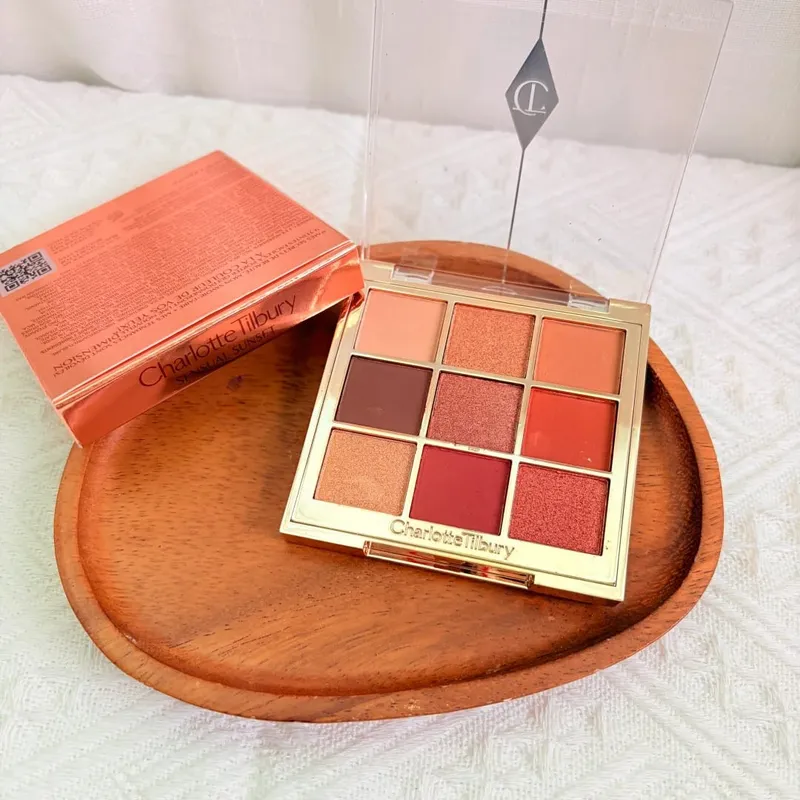 Charlotte Tilbury 4Pan Velvet&9Pan Silk Shimmer Eyeshadow&Cream Blush Dewy Long Lasting Buildable Blendable Natural Glow Makeup — image 16