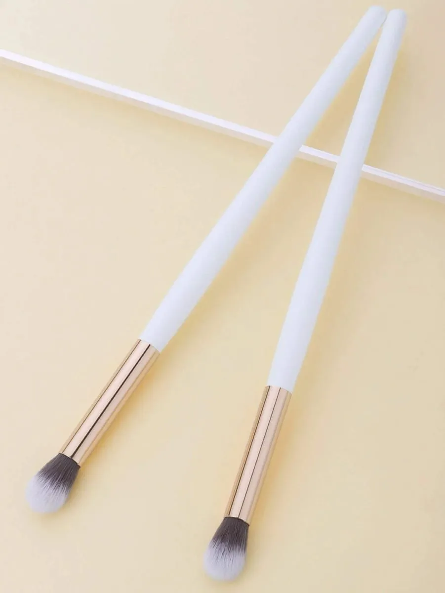 Butiran 2pcs Platinum Eye Socket Menggabungkan Berus Makeup Black Friday — image 3