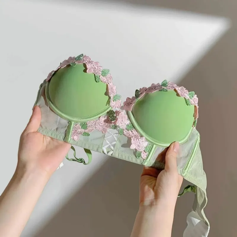 London Anime Bralette - Delicate Wireless Bra for Set Teens Japanese Summer Underwear Small Bust Close-Fit Subtle Allure — image 9