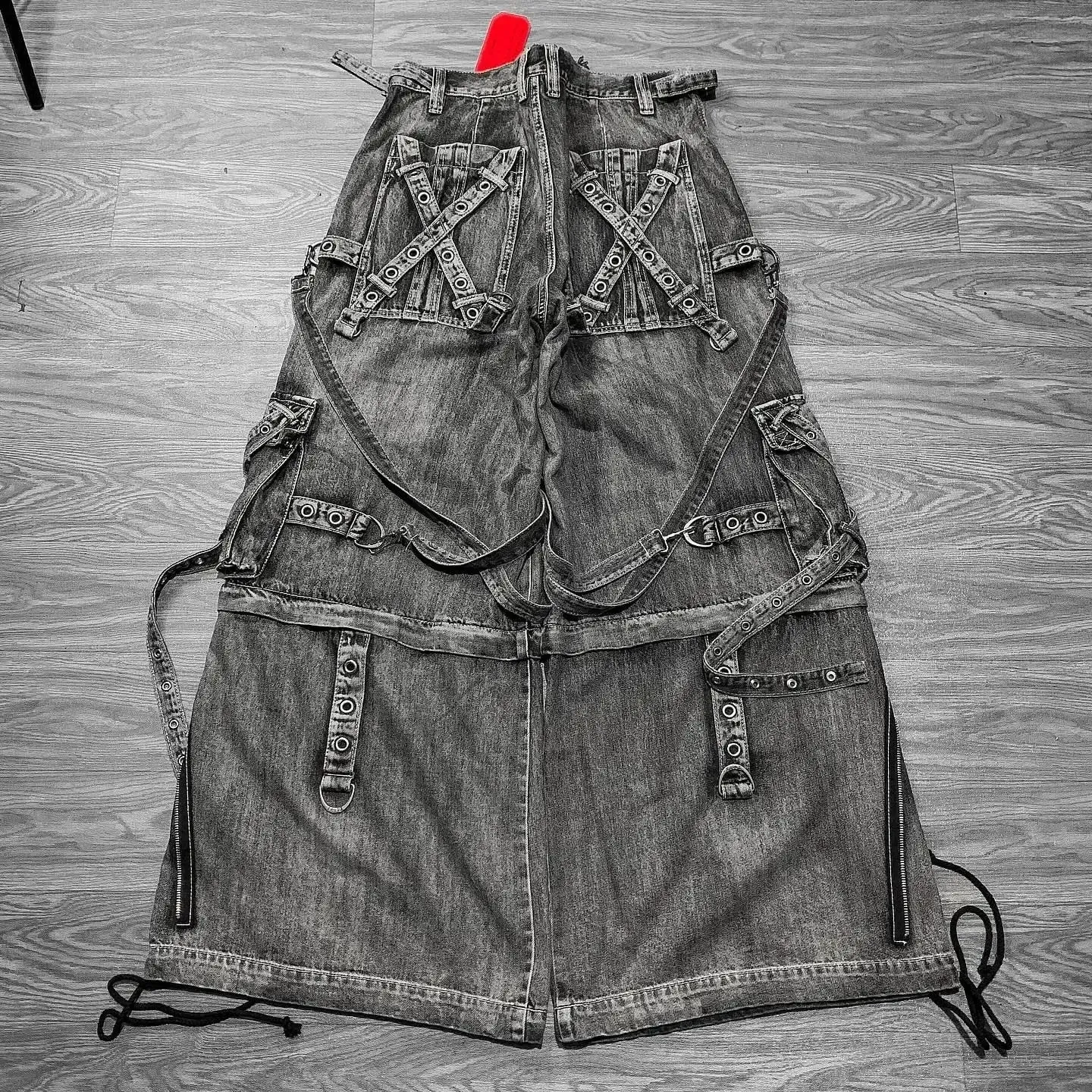 Y2K Gothic Jeans Men Women Harajuku Hip Hop Washed Distressed Denim Trousers Multi Pockets Oversized Wide Leg Pants Baggy Jeans — image 3