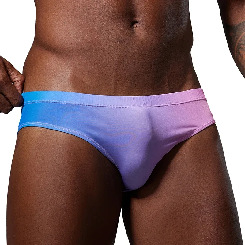 Roupa íntima triangular masculina com design fino de seda gelada, secagem rápida, alta elasticidade, cintura baixa, sexy, ajuste fino, moda jovem