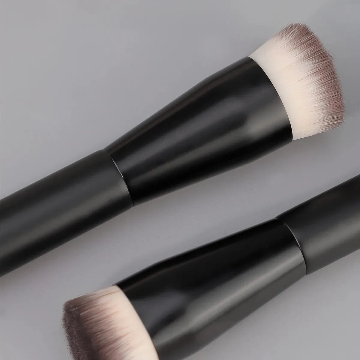 Makeup Brushes Foundation Concealer Angled Seamless Cover Synthetic Dark Circle Liquid Cream Cosmetics Contour Brush Beauty Tool — image 3