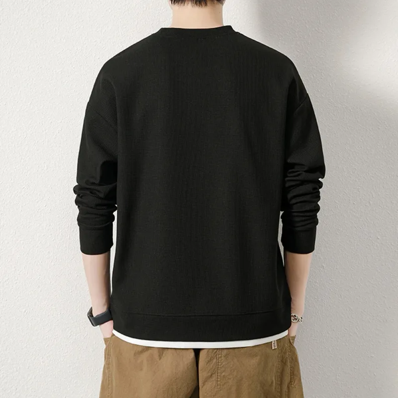 Loose for Fit Plaid Sweatshirt for Men with Long Sleeves Round Neck and Fake Two-Piece Visual Design for Everyday Use — image 14