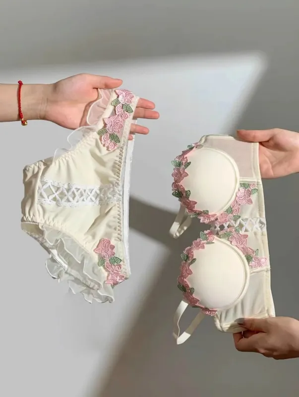 Japanese Kawaii Bralette Set for Small Bust Summer Wireless Lingerie Ultra-Thin Pure & Sensual Snug Fit Bra No Steel Rings — image 10