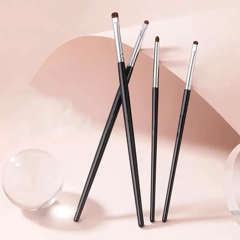 Eyeliner Smudge Brush Precision Smudge Makeup Brush Horse Hair Eyeshadow Smudge Brush Small Smoky Liner Makeup Brushes — image 2