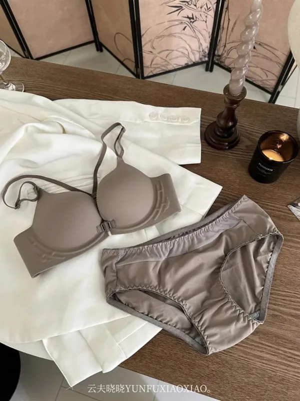 前閉じバックレスランジェリーセット、小さなバストギャザー、垂れ防止、高揚感を高める快適なノンワイヤーブラセット。 — image 9