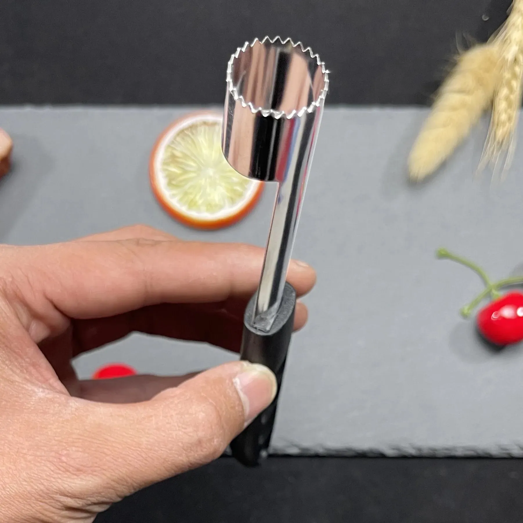 Easy Fruit Core Apple Corer Pitter Pear Bell Twist Fruit Stoner Easy Core Seed Remover pepper Remove Pit Kitchen Tool Gadget — image 7