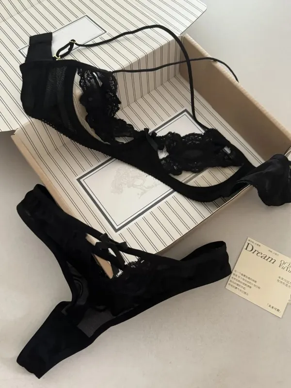 French Bra Underwear Set Hollowed Out Gather Bow Lace Half Cup Bra Women Sexy Lingerie Ultrathin Temptation Erotic Hot Outfits