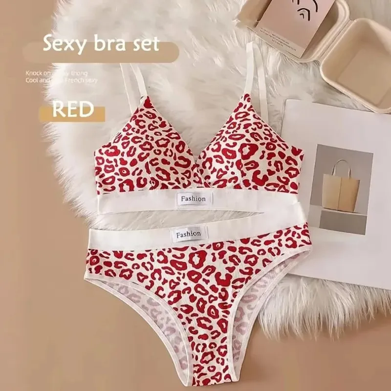 1Set Adjustable Shoulder Strap Seamless Bra Set Traceless Cotton Underwear Set Non-wire Low Waist Panties Sexy Lingerie Set